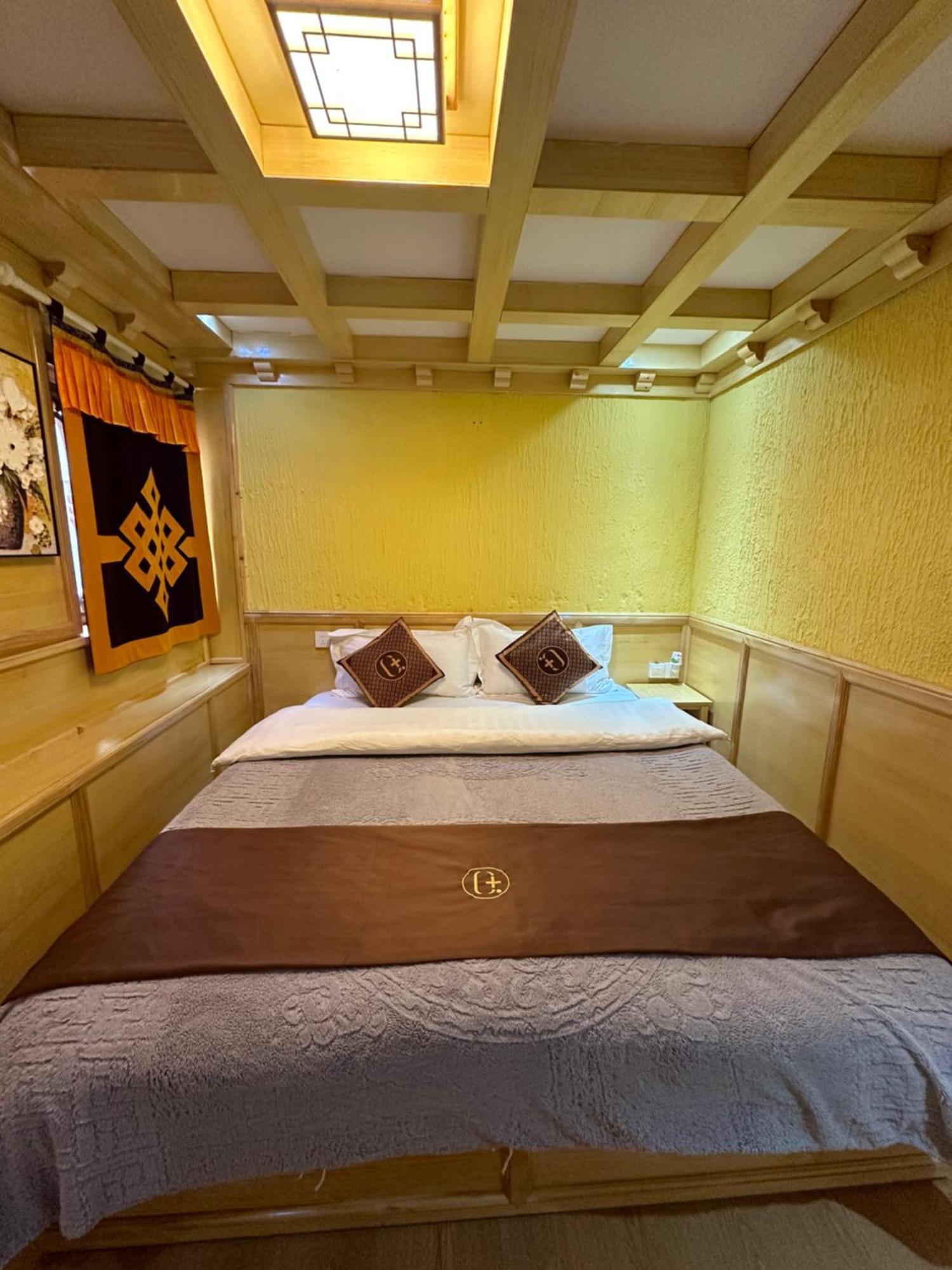 Yi'S Hostel Shangri-La Eksteriør billede